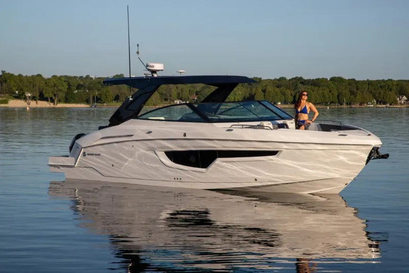 Slide: The Image of Cruisers 34 GLS 2026 - 2