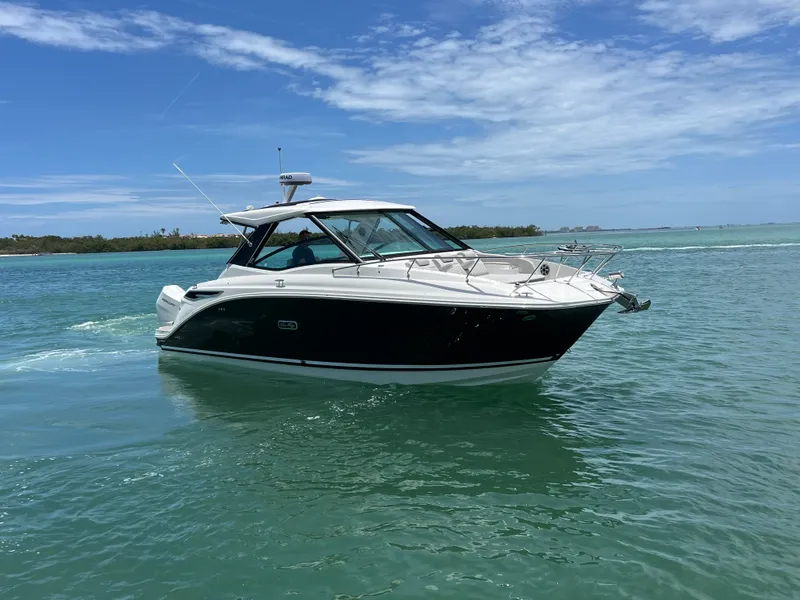 Slide: The Image of Sea Ray Sundancer 320 Outboard 2026 - 27