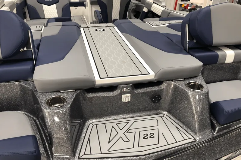 Slide: The Image of Mastercraft XT22 2025 - 11