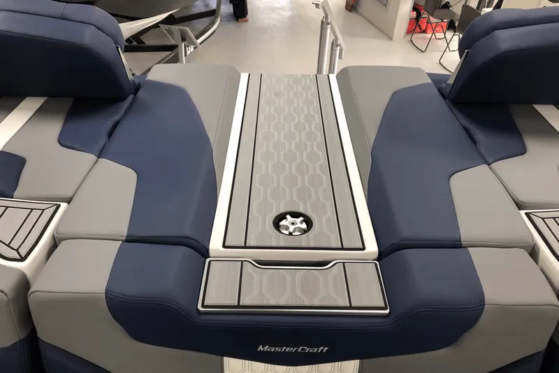 Slide: The Image of Mastercraft XT22 2025 - 31