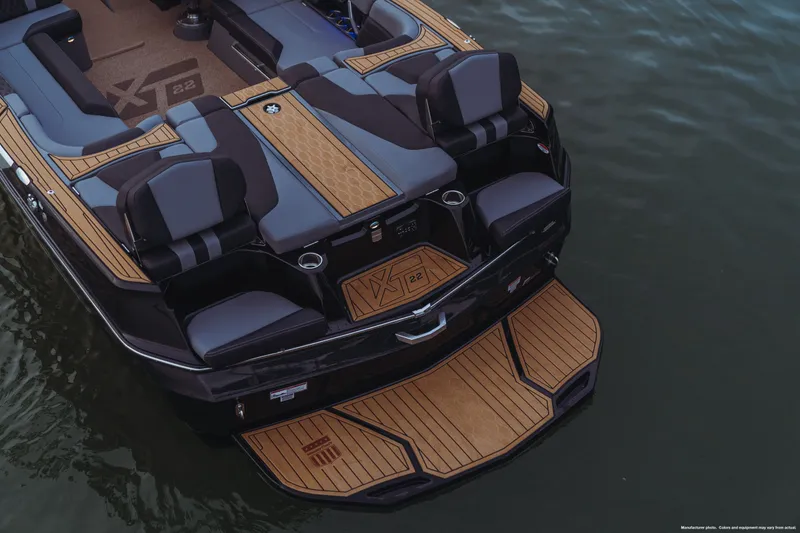 Slide: The Image of Mastercraft XT22 2025 - 44