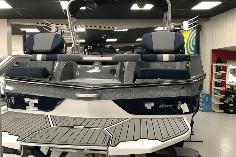 Slide: The Image of Mastercraft XT22 2025 - 6