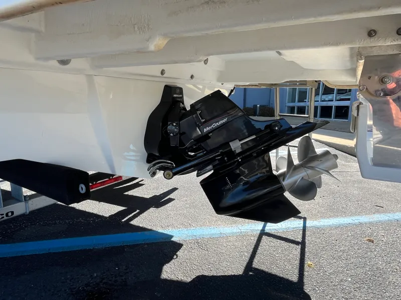 Slide: The Image of Sea Ray 240 SUNDECK 2015 - 26