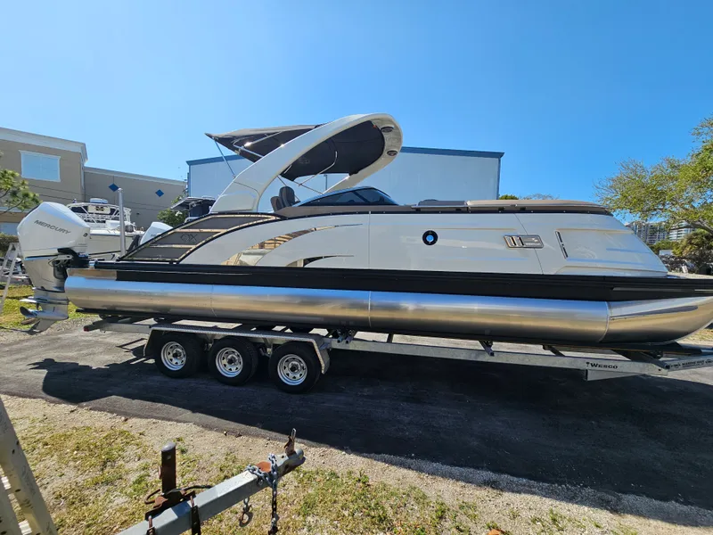 Slide: The Image of Bennington 27QZ 2025 - 1