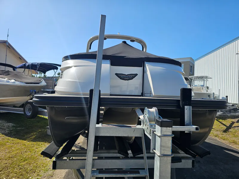 Slide: The Image of Bennington 27QZ 2025 - 13