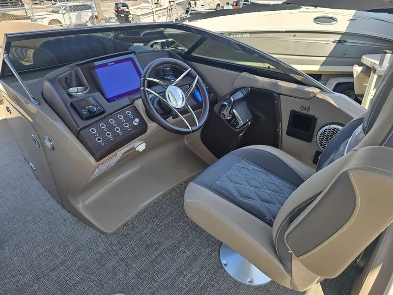 Slide: The Image of Bennington 27QZ 2025 - 18