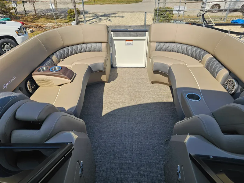 Slide: The Image of Bennington 27QZ 2025 - 25