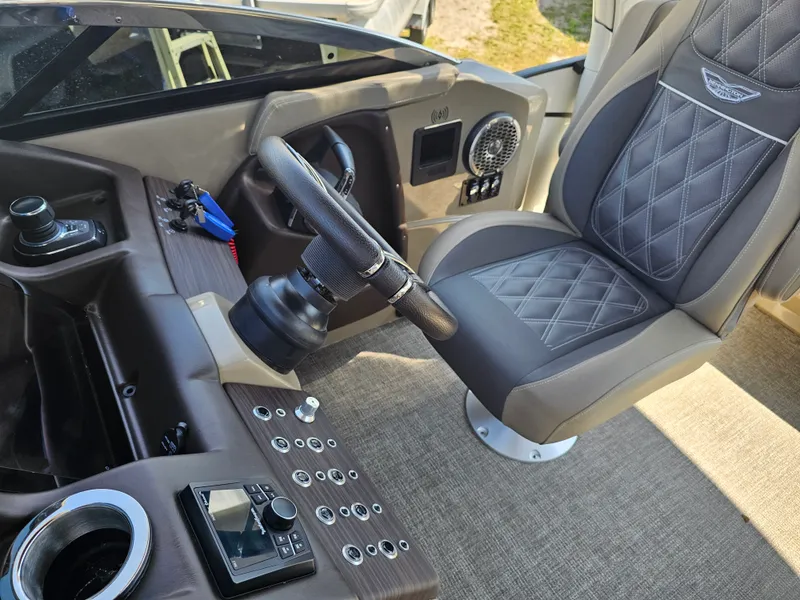 Slide: The Image of Bennington 27QZ 2025 - 26