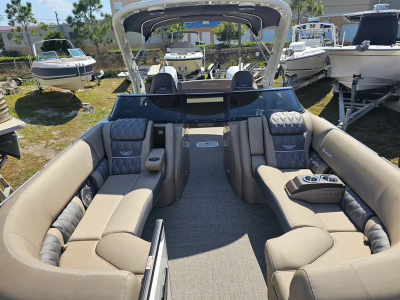 Slide: The Image of Bennington 27QZ 2025 - 32