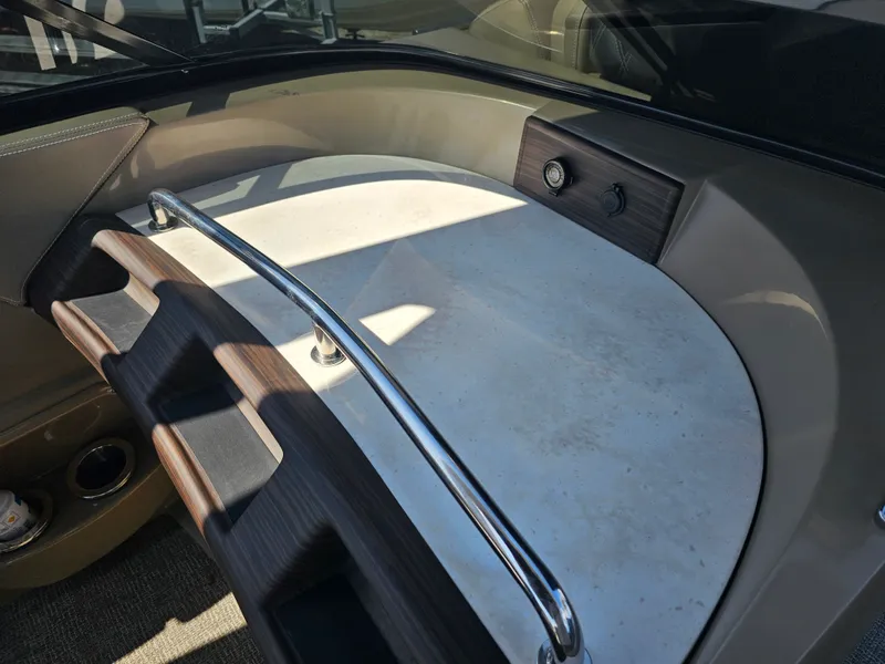 Slide: The Image of Bennington 27QZ 2025 - 40