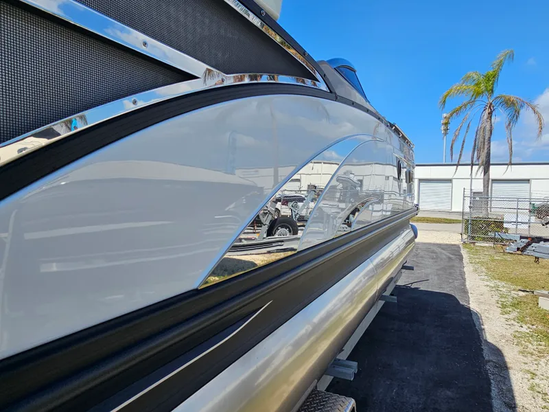 Slide: The Image of Bennington 27QZ 2025 - 5