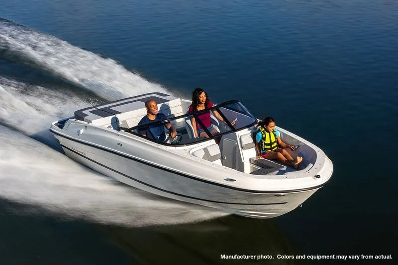 The Image of Bayliner VR4 2025 - 0