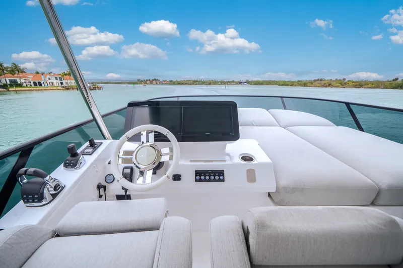 Slide: The Image of Azimut 53 FLY 2023 - 59