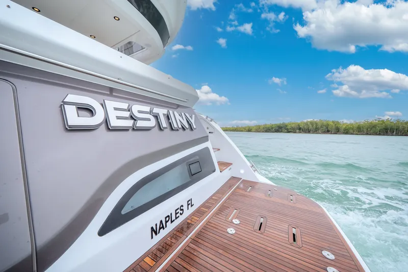 Slide: The Image of Azimut 53 FLY 2023 - 46