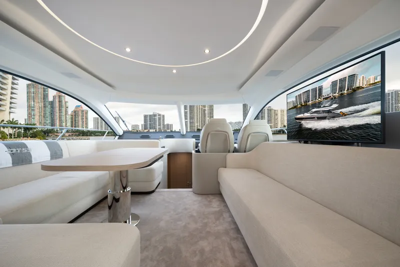 Slide: The Image of Azimut 53 FLY 2023 - 34