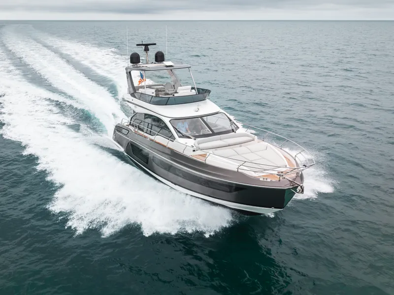 Slide: The Image of Azimut 53 FLY 2023 - 6