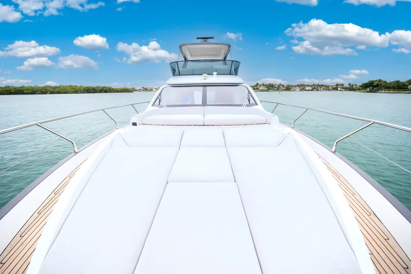 Slide: The Image of Azimut 53 FLY 2023 - 50