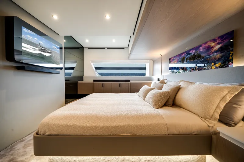 Slide: The Image of Azimut 53 FLY 2023 - 21