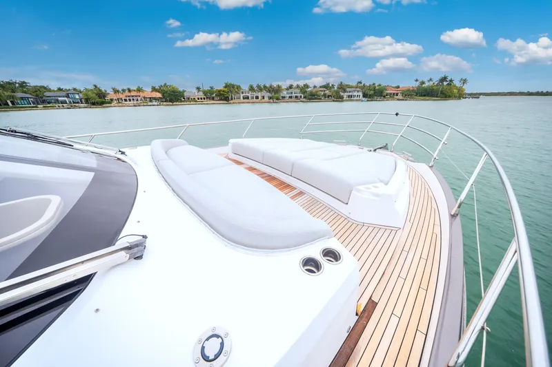 Slide: The Image of Azimut 53 FLY 2023 - 49