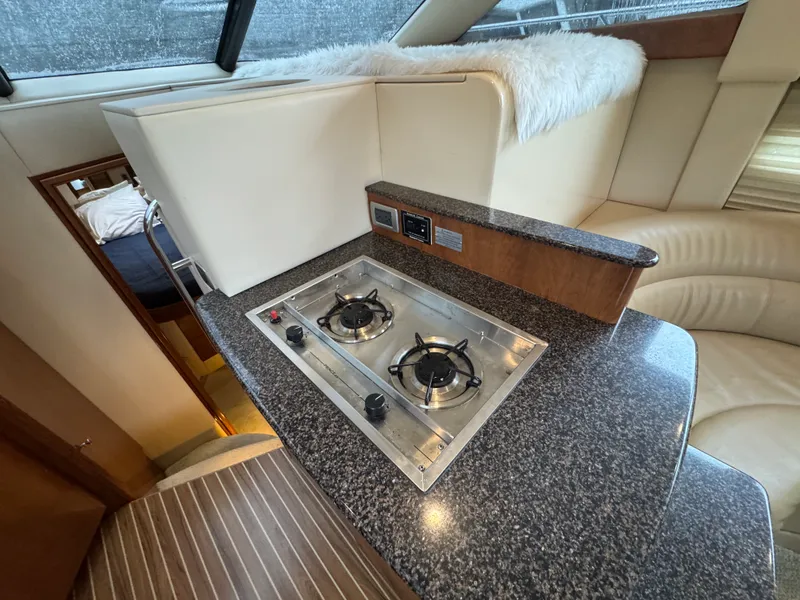 Slide: The Image of Meridian 341 SEDAN 2006 - 10