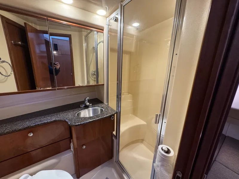 Slide: The Image of Meridian 341 SEDAN 2006 - 20