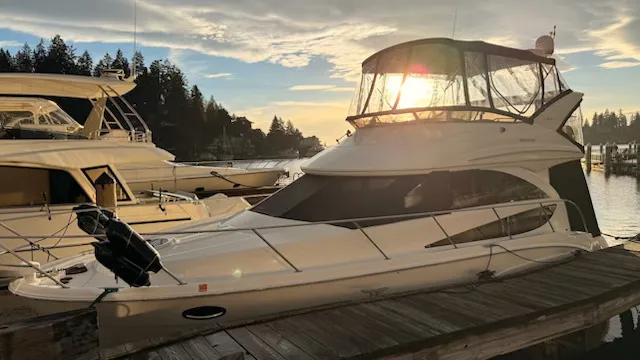 The Image of Meridian 341 SEDAN 2006 - 0