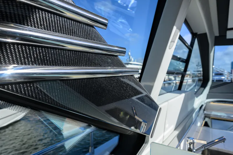 Slide: The Image of Azimut S7 2019 - 79