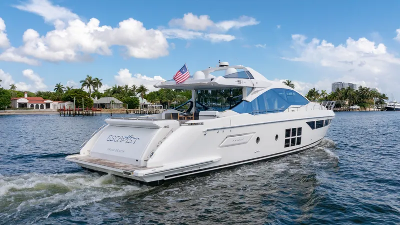 Slide: The Image of Azimut S7 2019 - 18
