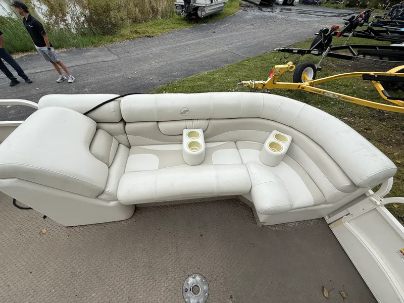 Slide: The Image of Starcraft ELITE 226 2004 - 3