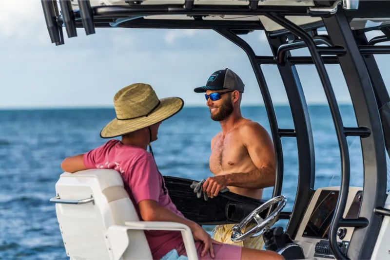 Slide: The Image of Boston Whaler 280 Dauntless 2025 - 105