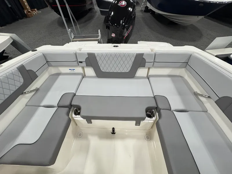 Slide: The Image of Bayliner VR4OB 2025 - 23