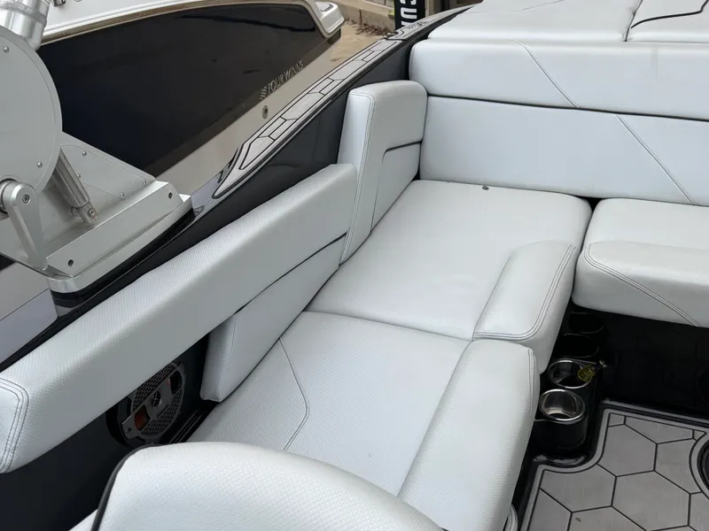 Slide: The Image of Mastercraft NXT22 2019 - 14