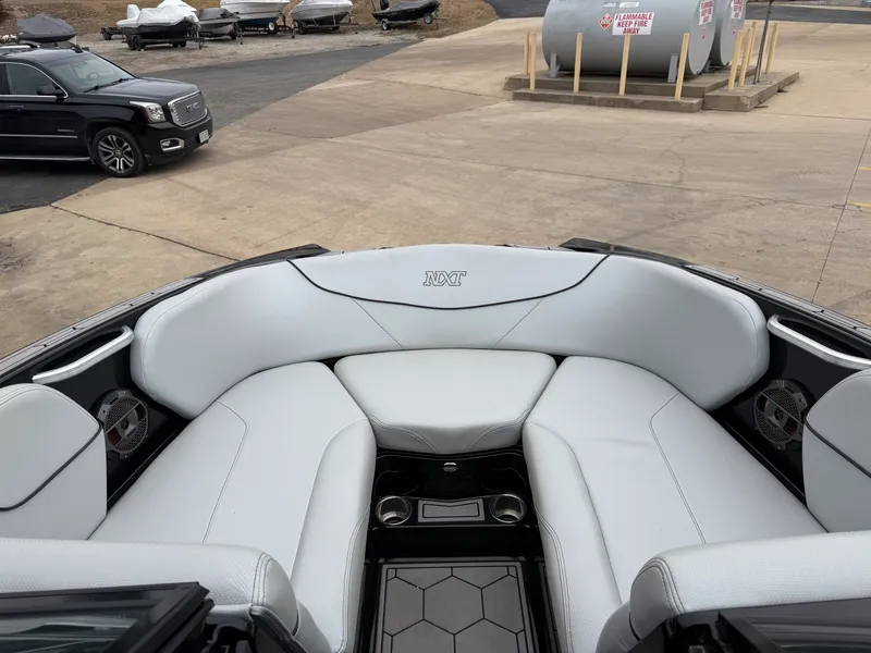 Slide: The Image of Mastercraft NXT22 2019 - 8