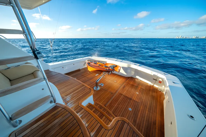 Slide: The Image of Viking 70 CV ENCLOSED BRIDGE 2015 - 20