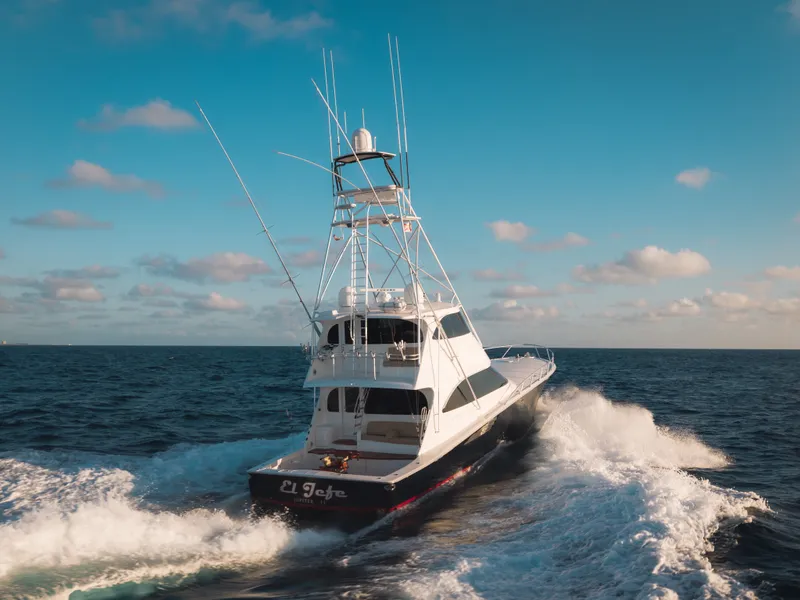 Slide: The Image of Viking 70 CV ENCLOSED BRIDGE 2015 - 6