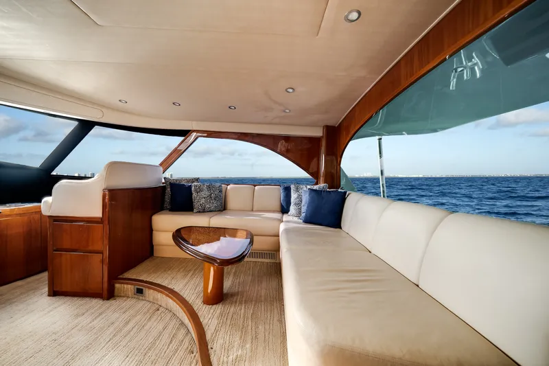 Slide: The Image of Viking 70 CV ENCLOSED BRIDGE 2015 - 60