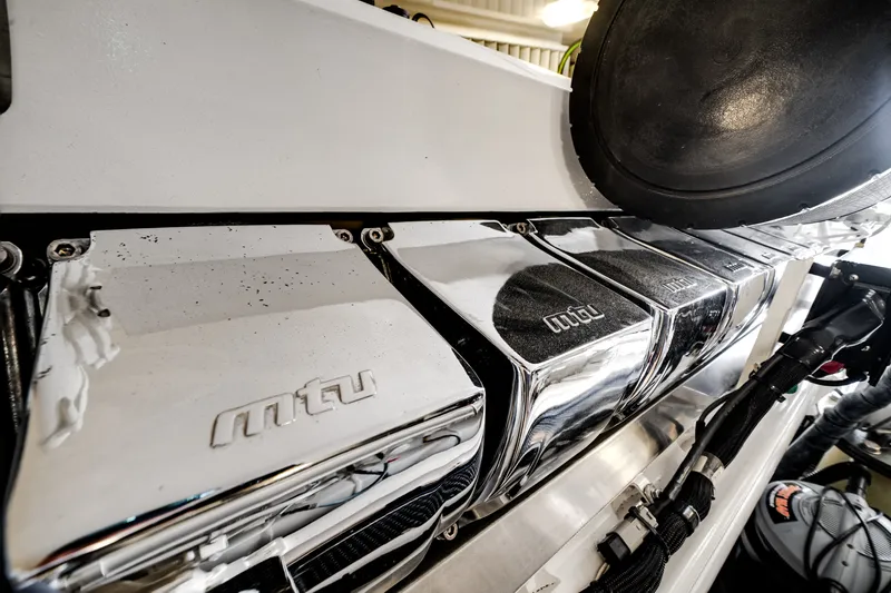 Slide: The Image of Viking 70 CV ENCLOSED BRIDGE 2015 - 78