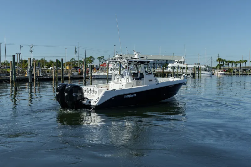 Slide: The Image of Everglades 325 CC 2017 - 2