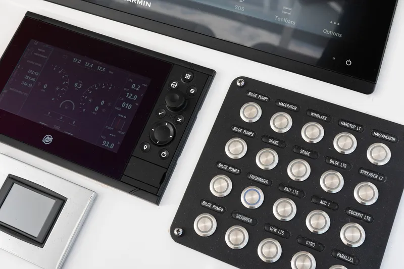 Slide: The Image of Intrepid 438 EVOLUTION 2021 - 20