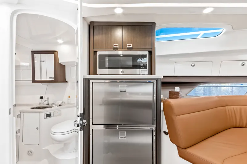 Slide: The Image of Intrepid 438 EVOLUTION 2021 - 9