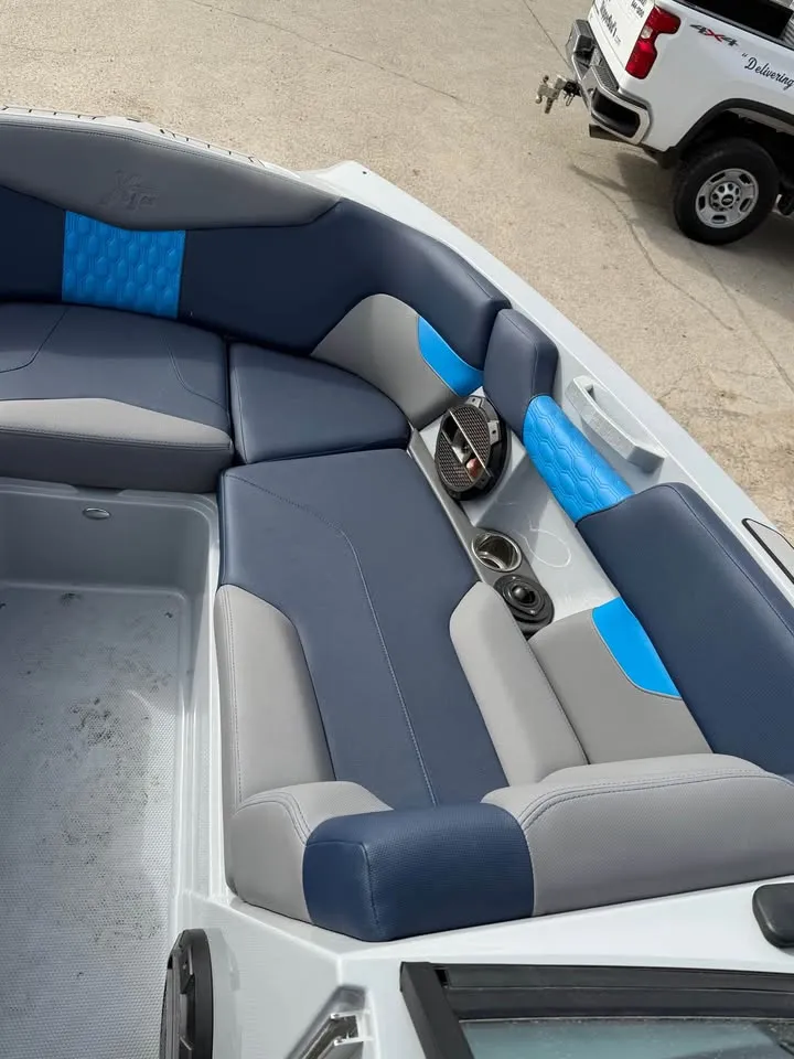 Slide: The Image of Masc XT 24 2022 - 9