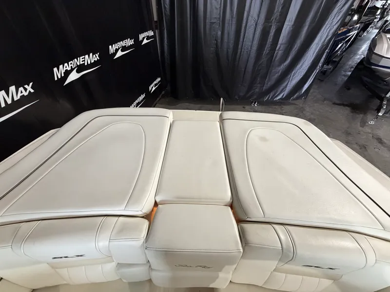 Slide: The Image of Sea Ray 270 SLX 2008 - 11