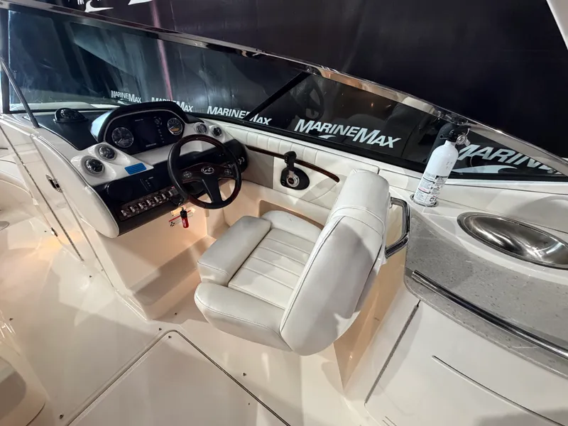 Slide: The Image of Sea Ray 270 SLX 2008 - 37