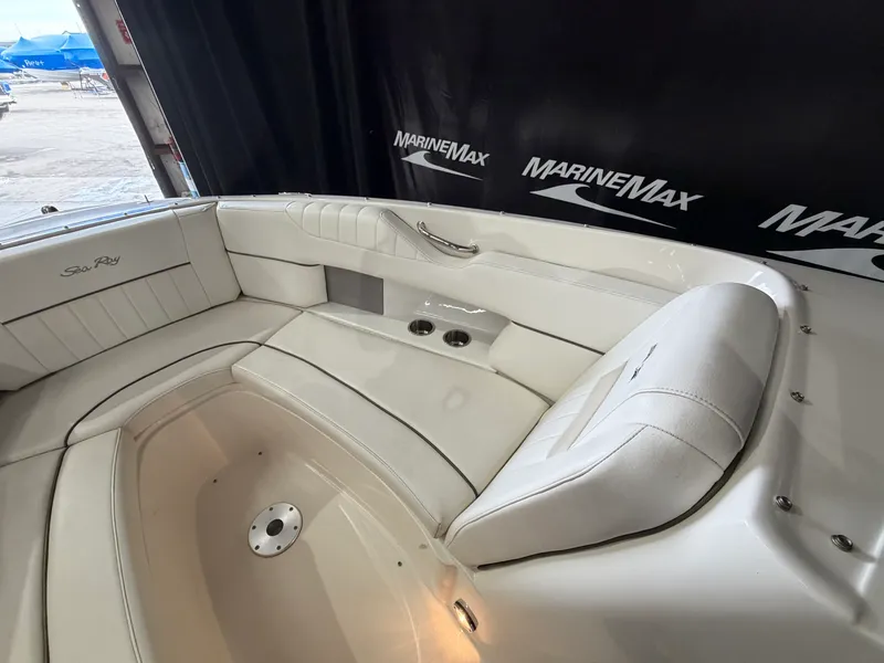 Slide: The Image of Sea Ray 270 SLX 2008 - 46