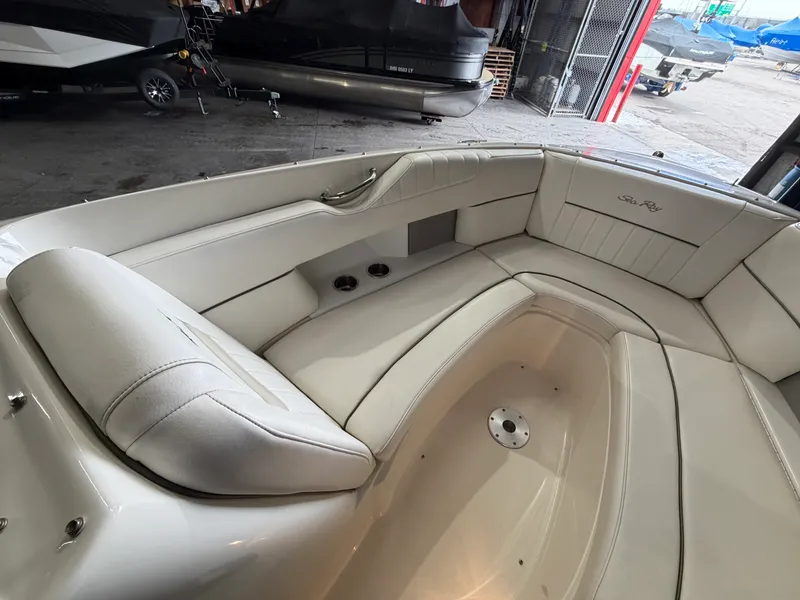 Slide: The Image of Sea Ray 270 SLX 2008 - 52