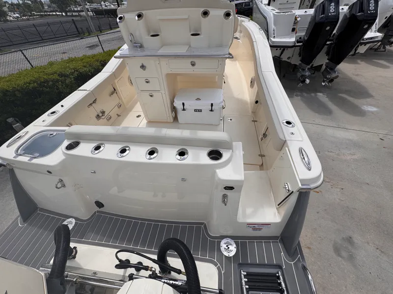 Slide: The Image of Scout 260 LXF 2026 - 5