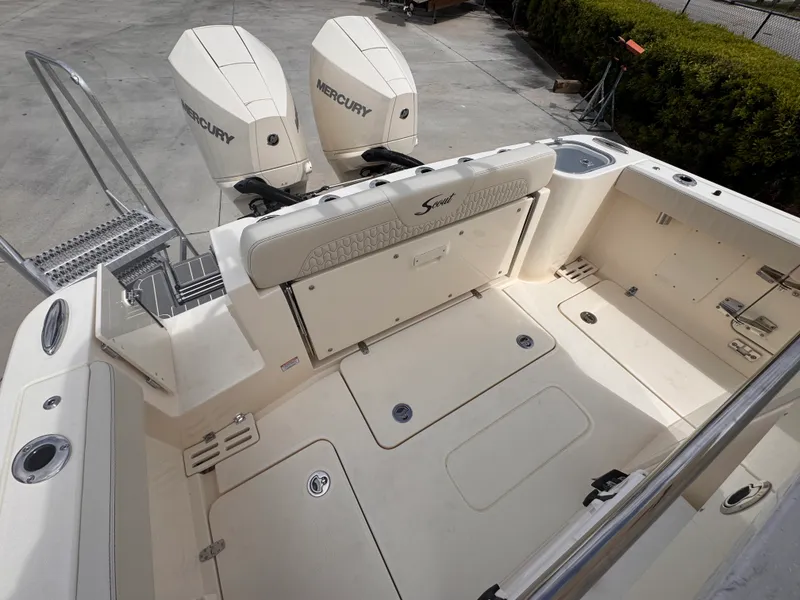 Slide: The Image of Scout 260 LXF 2026 - 7
