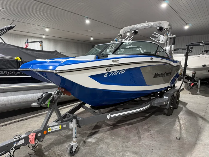 Slide: The Image of Mastercraft X20 2016 - 11