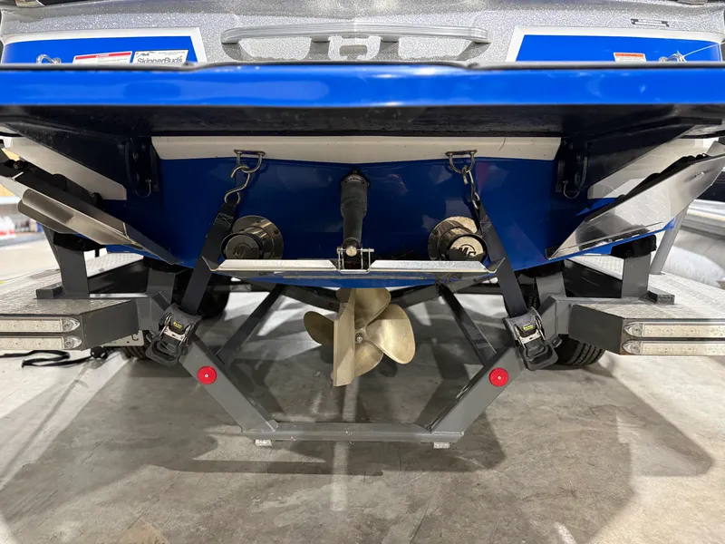 Slide: The Image of Mastercraft X20 2016 - 13