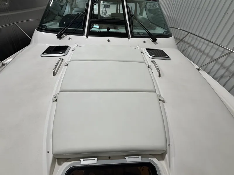 Slide: The Image of Tiara 43 SOVRAN 2009 - 30